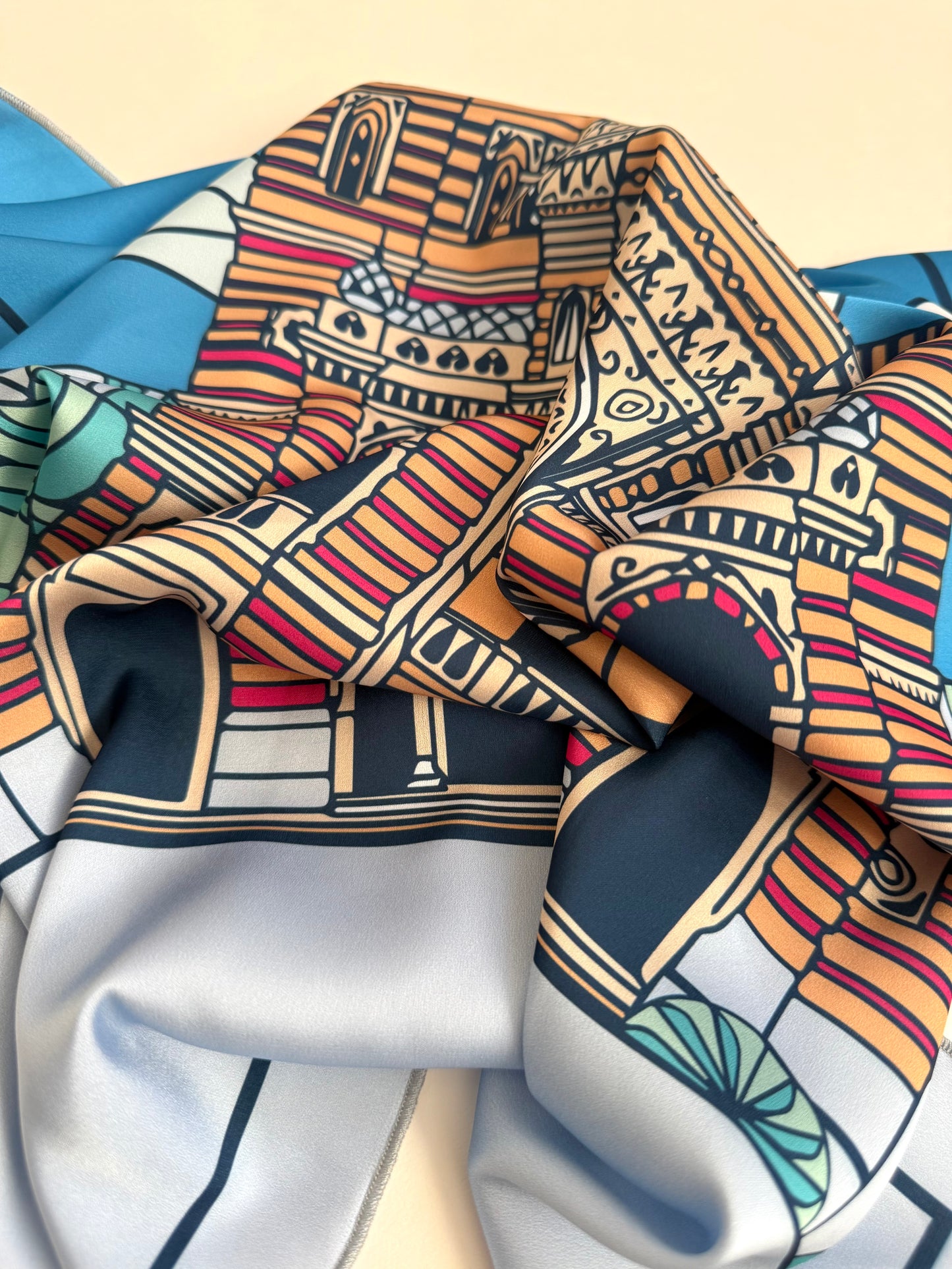 თბილისის სუვენირების აბრეშუმის შარფი