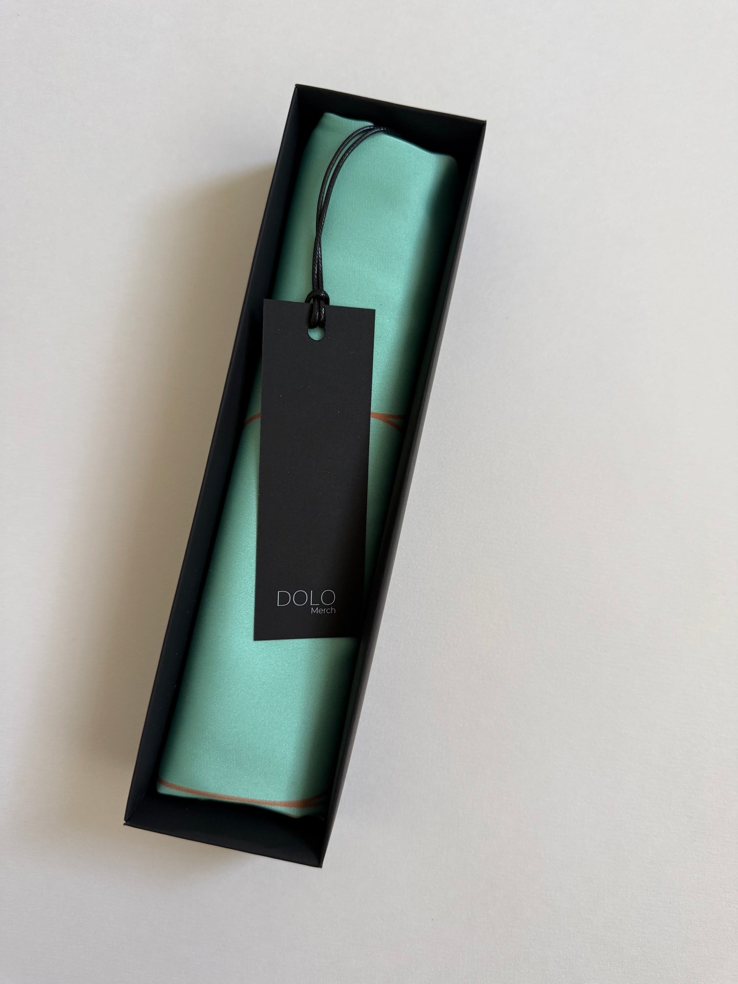 პასტელური კოლექციის აბრეშუმის შარფი