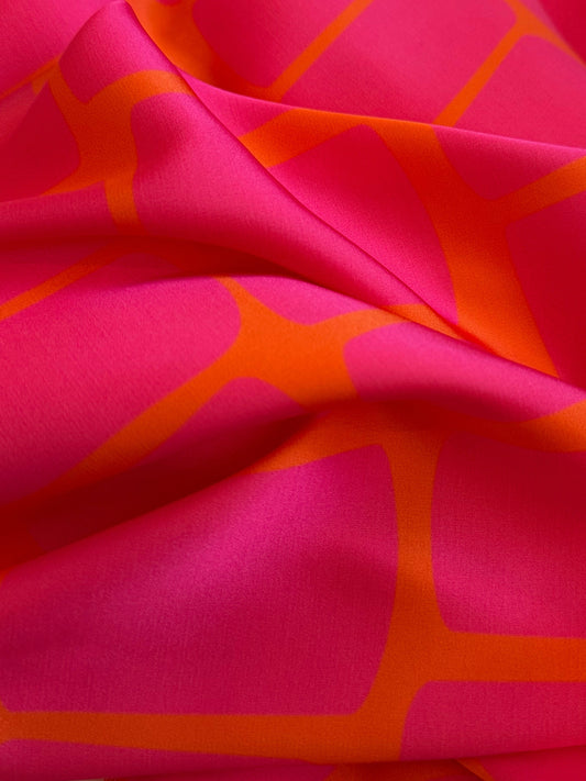 საზაფხულო კოლექციის აბრეშუმის შარფი