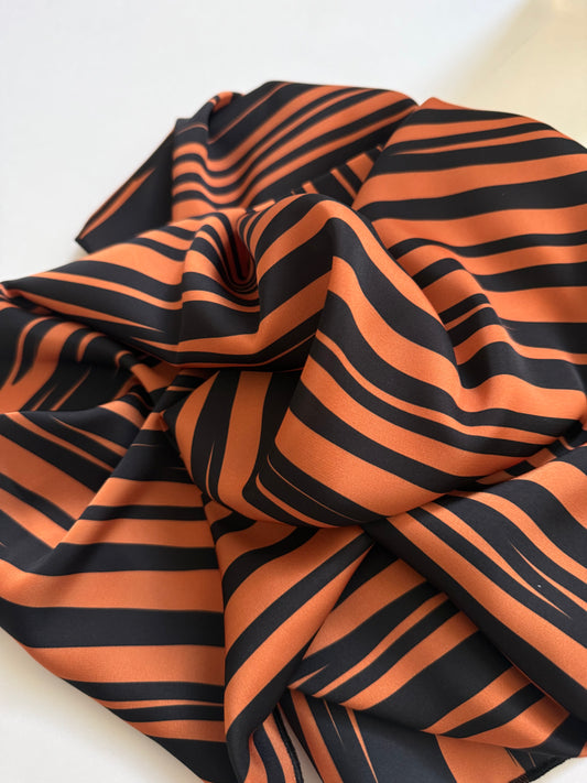 აბრეშუმის შარფი